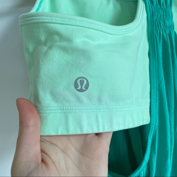 Lululemon Athletica Mint and Teal Built in Sports Bra Racerback Tank Top Active - Picture 9 of 10
